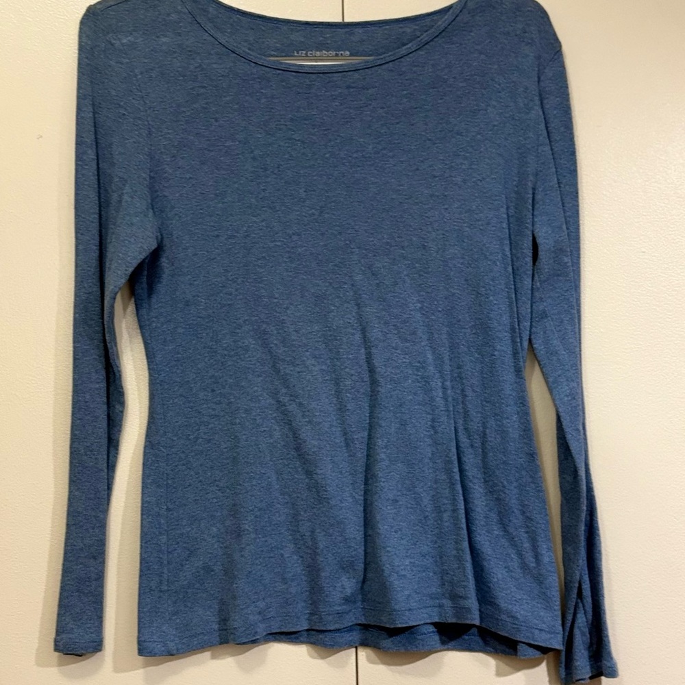 Liz Claiborne Fitted Blue Long Sleeve Tee - Picture 2 of 3